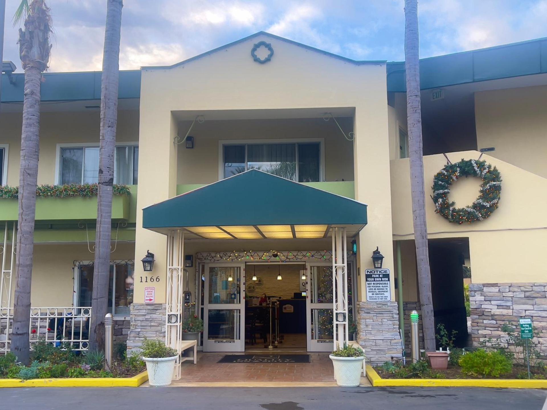 Quality Inn & Suites Anaheim at the Park photo 40