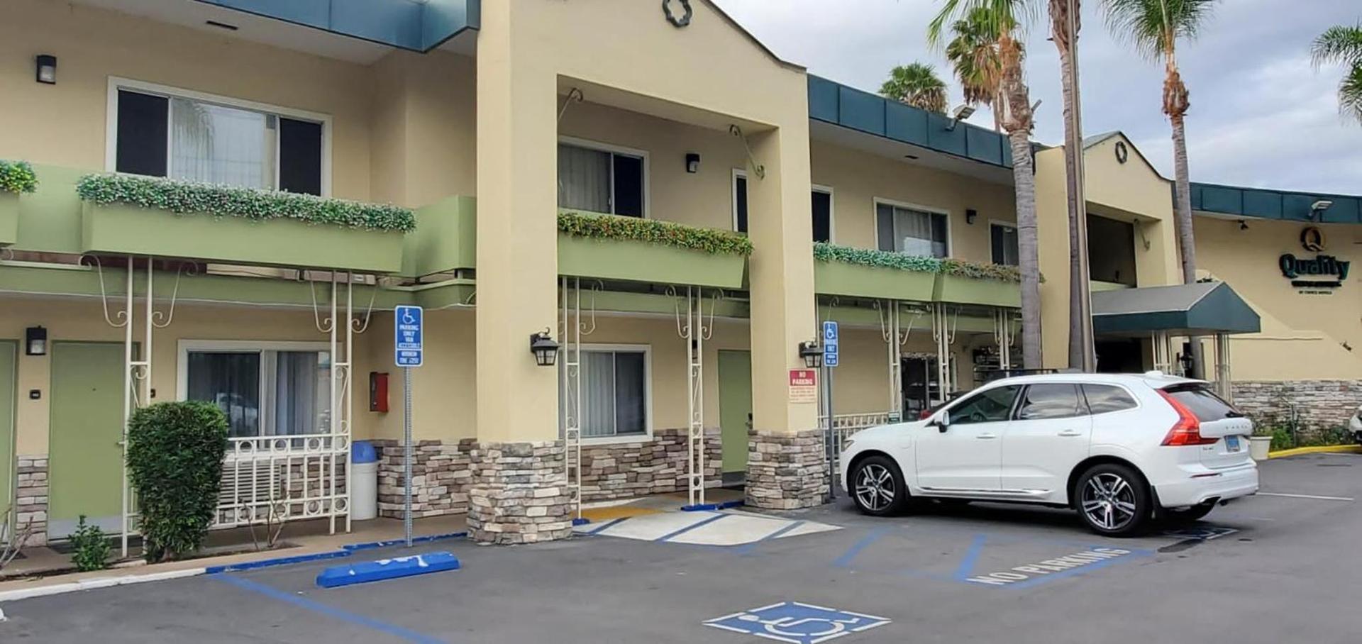 Quality Inn & Suites Anaheim at the Park photo 42