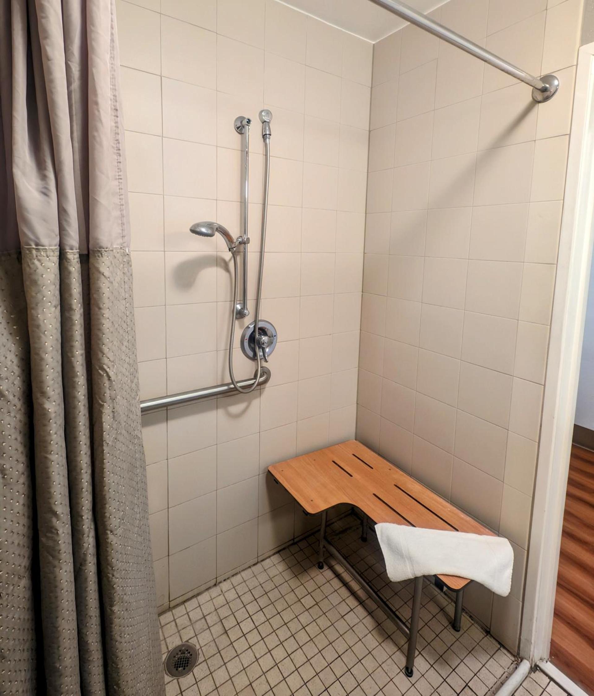 Econo Lodge photo 46