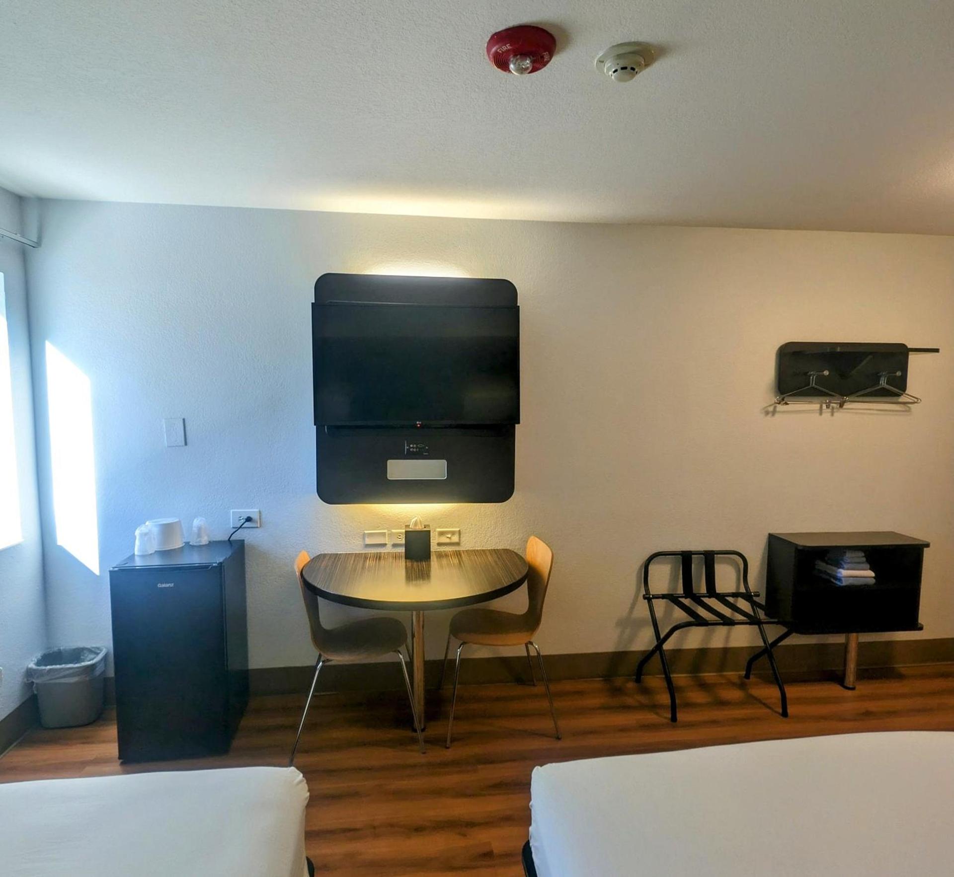 Econo Lodge photo 60