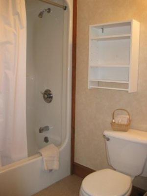 The Chatham Motel photo 9