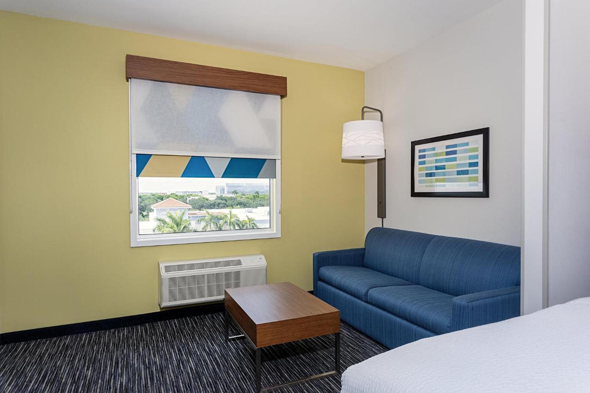 Holiday Inn Express & Suites - Miramar by IHG photo 4