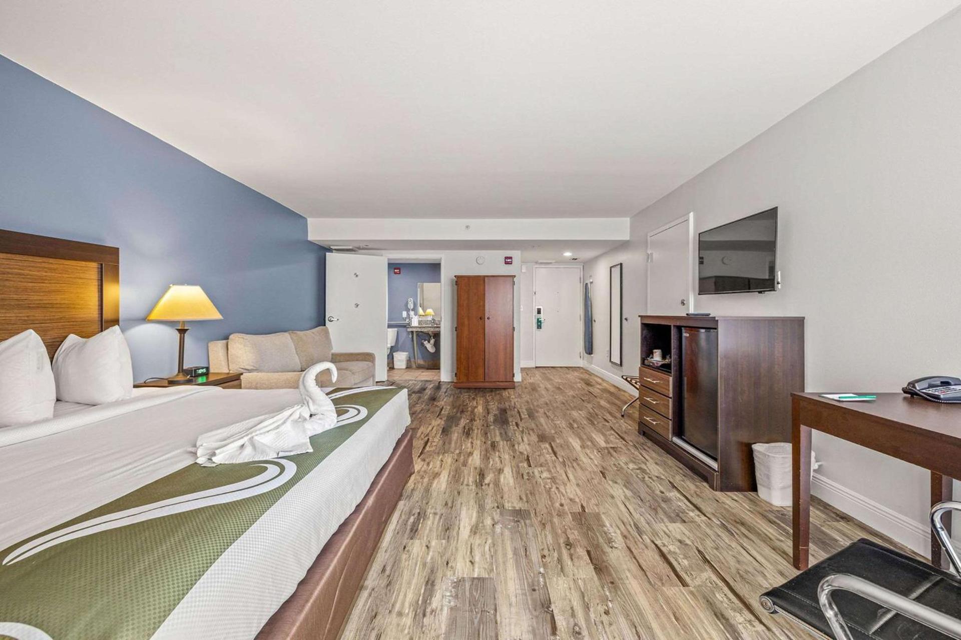 Quality Inn & Suites Tampa near Fairgrounds and Casino photo 8