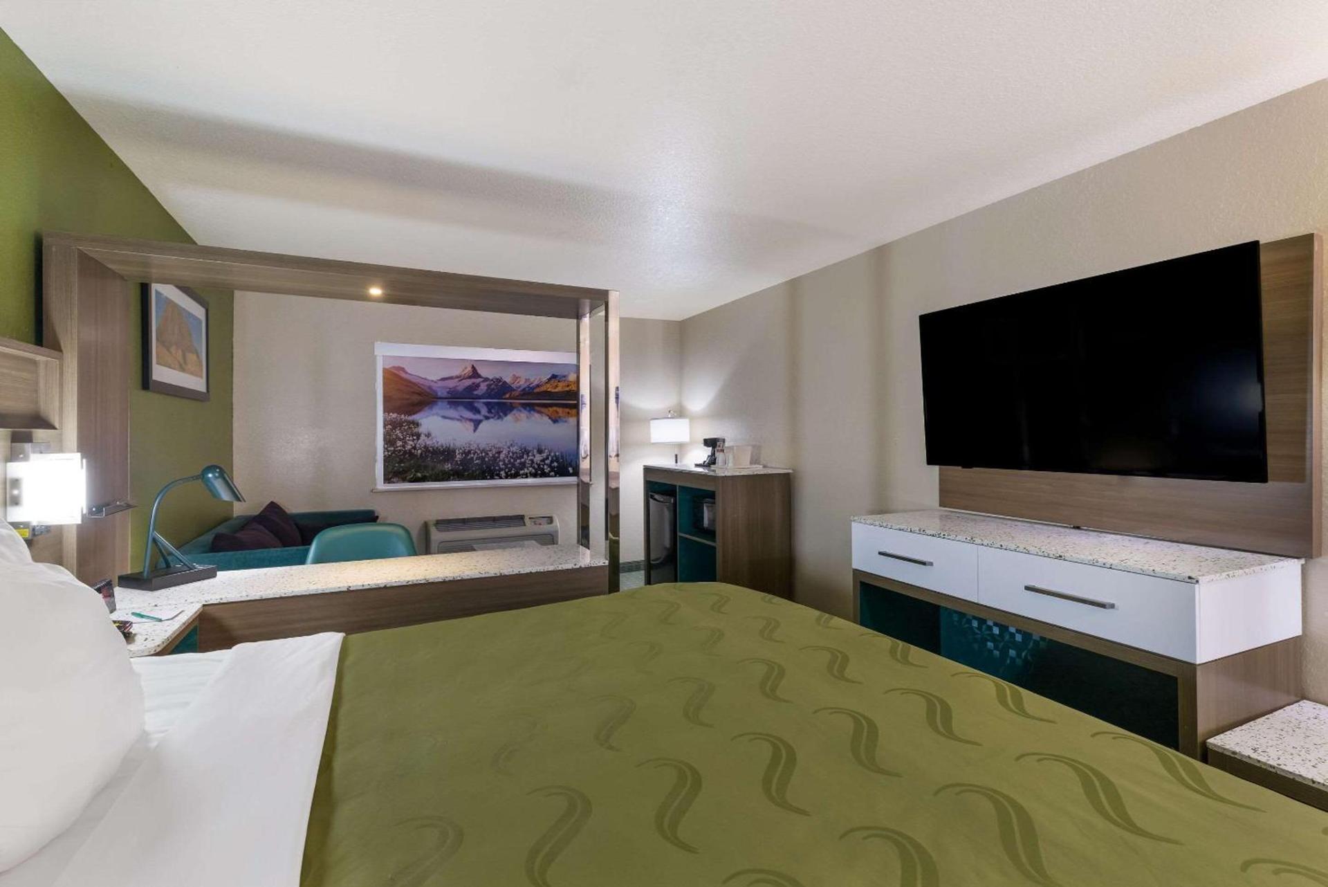 Quality Inn Alpine photo 18