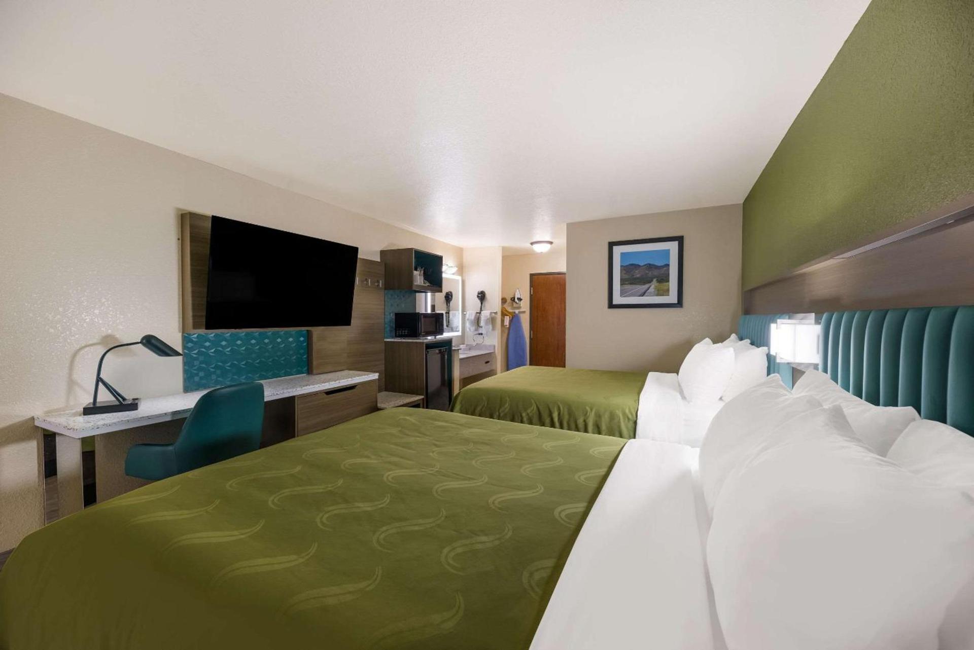 Quality Inn Alpine photo 29