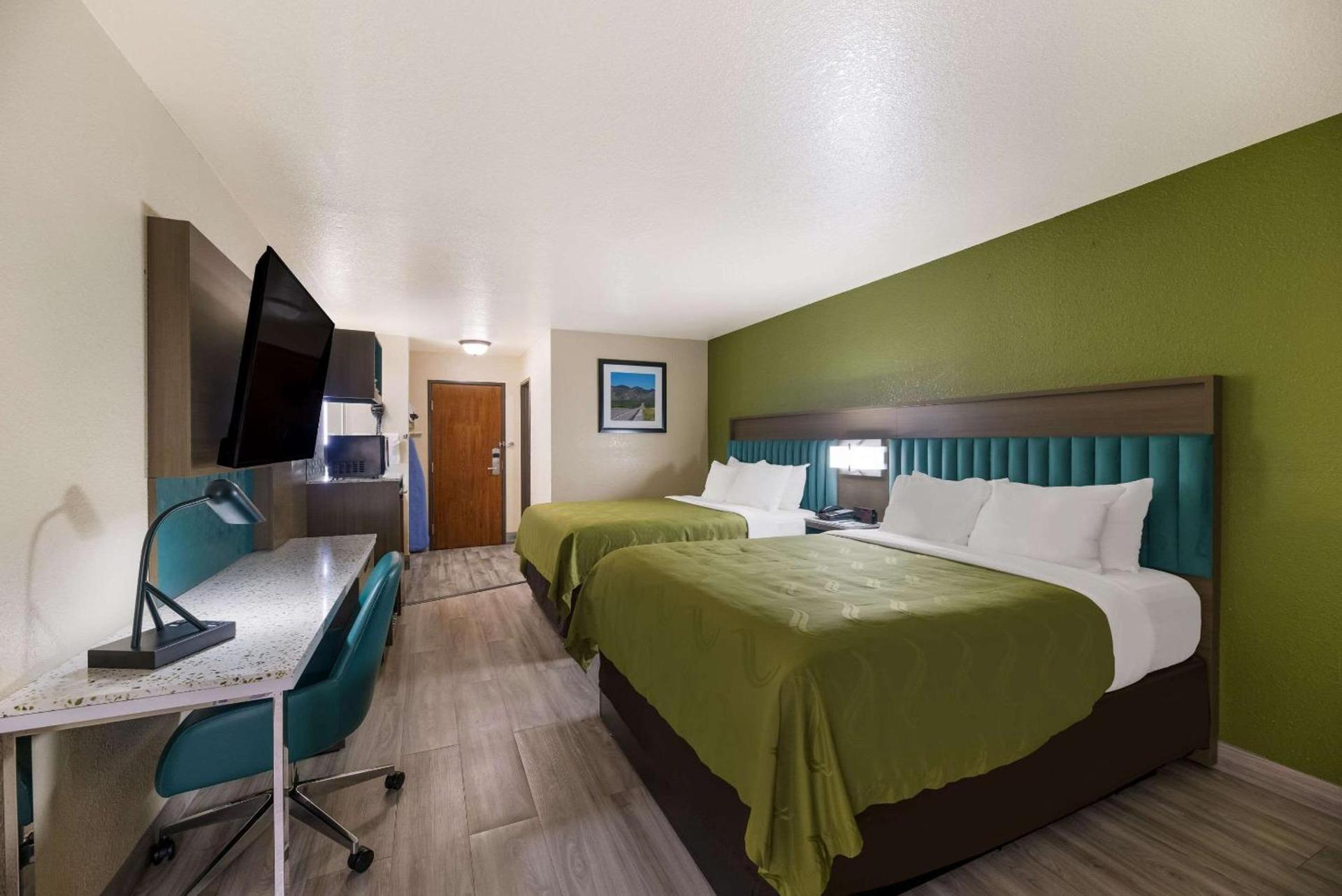 Quality Inn Alpine photo 43