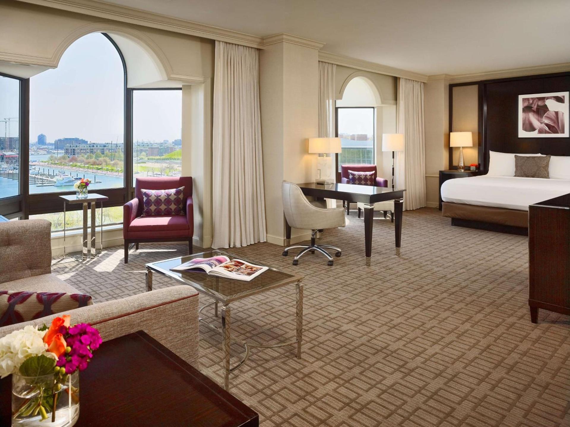 The Royal Sonesta Harbor Court Baltimore photo 7