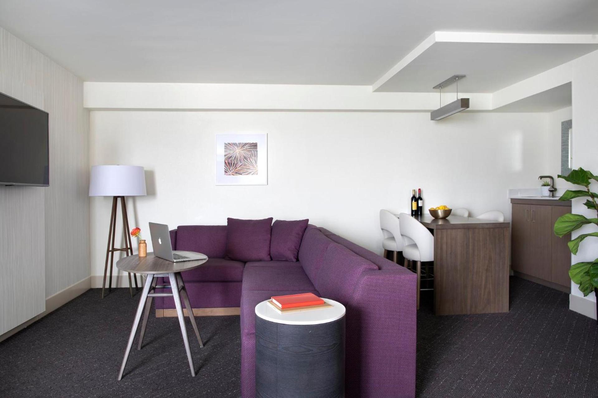 Crowne Plaza Atlanta Perimeter at Ravinia by IHG photo 13