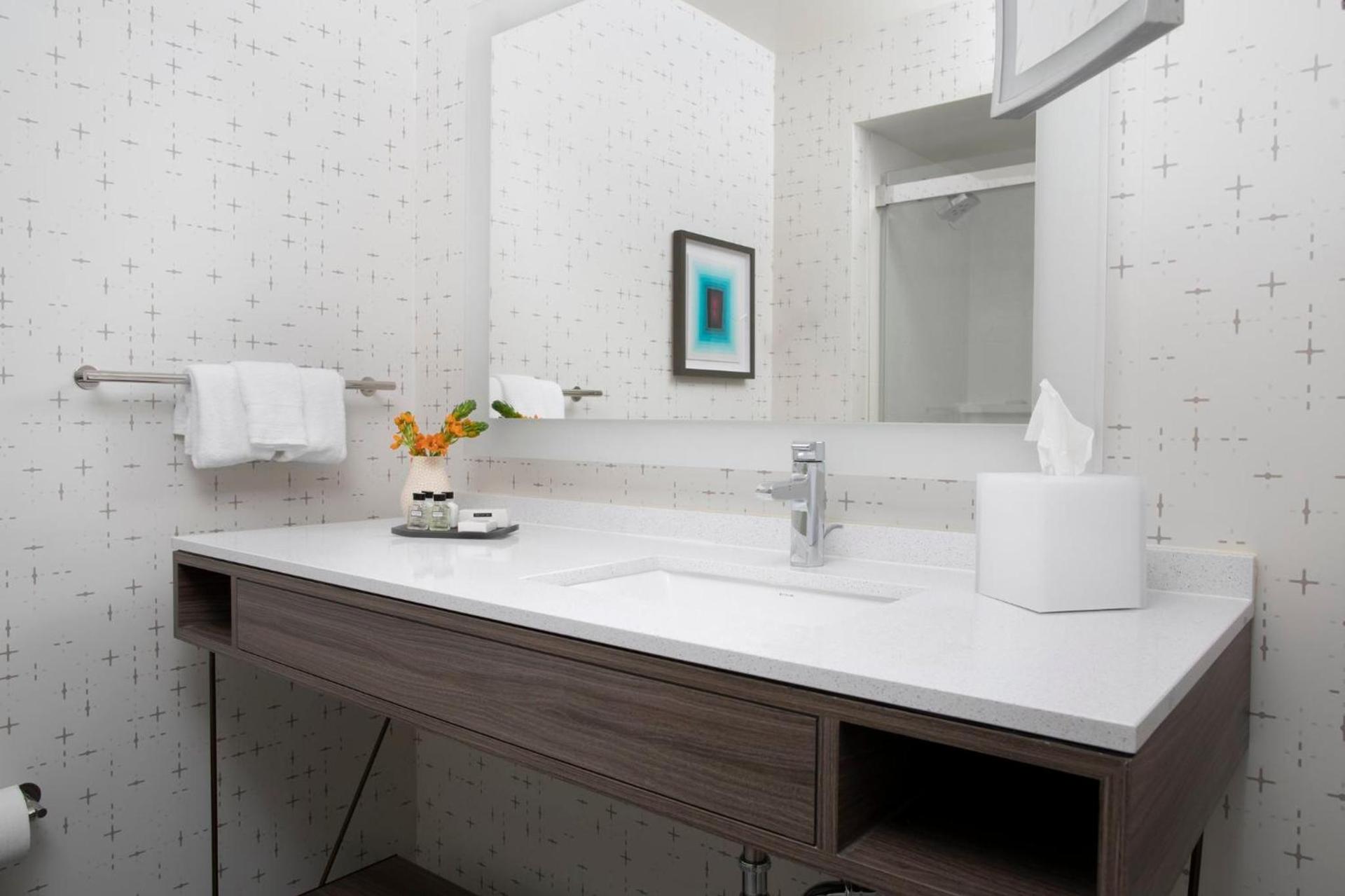 Crowne Plaza Atlanta Perimeter at Ravinia by IHG photo 99