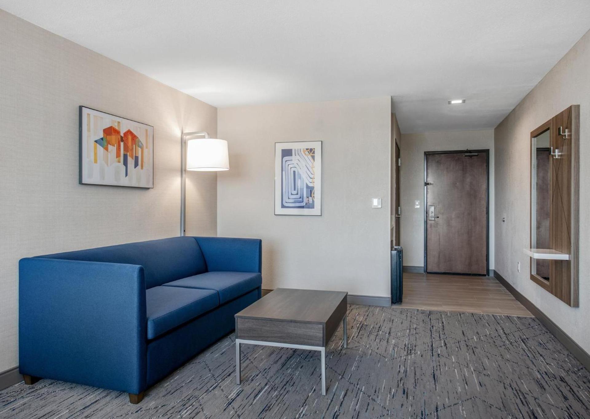Holiday Inn Express San Diego - Sorrento Valley by IHG photo 20