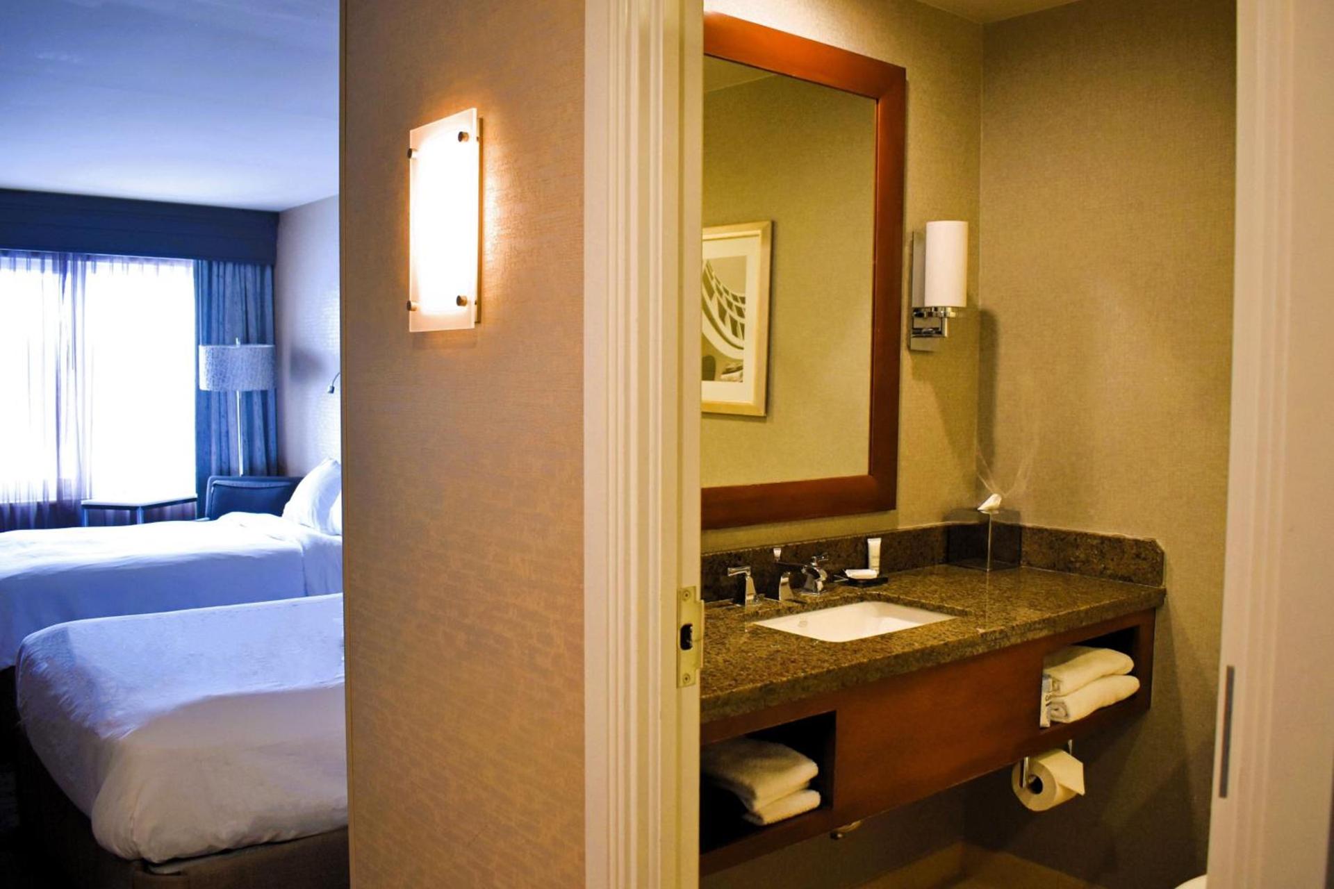 Rochester Airport Marriott photo 18