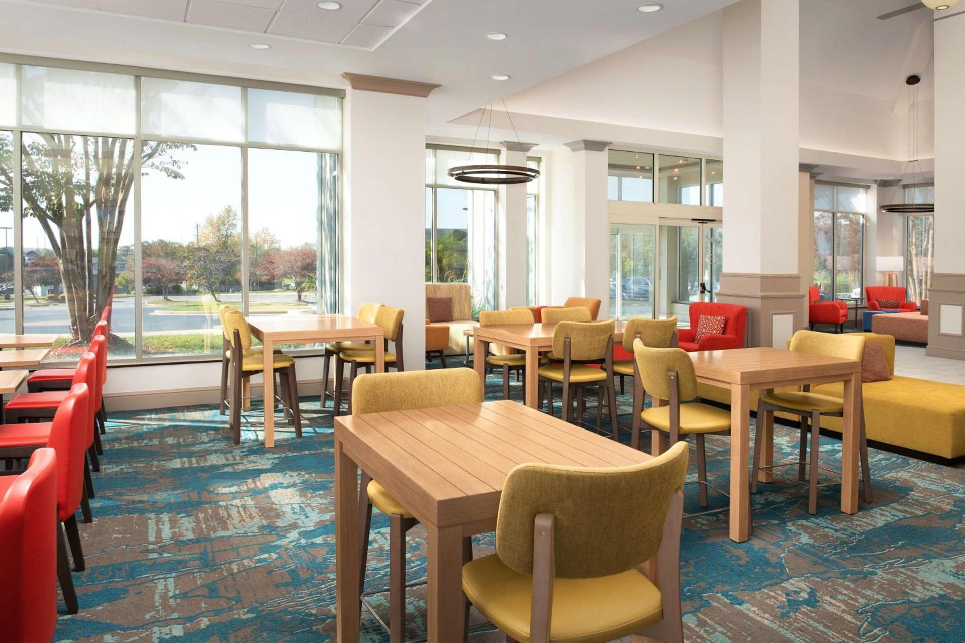Hilton Garden Inn Solomons photo 7