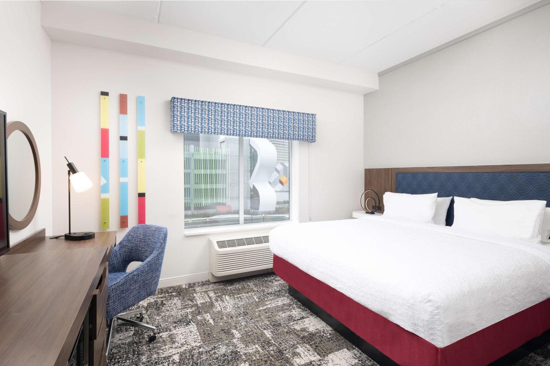 Hampton Inn & Suites Rochester Downtown photo 34