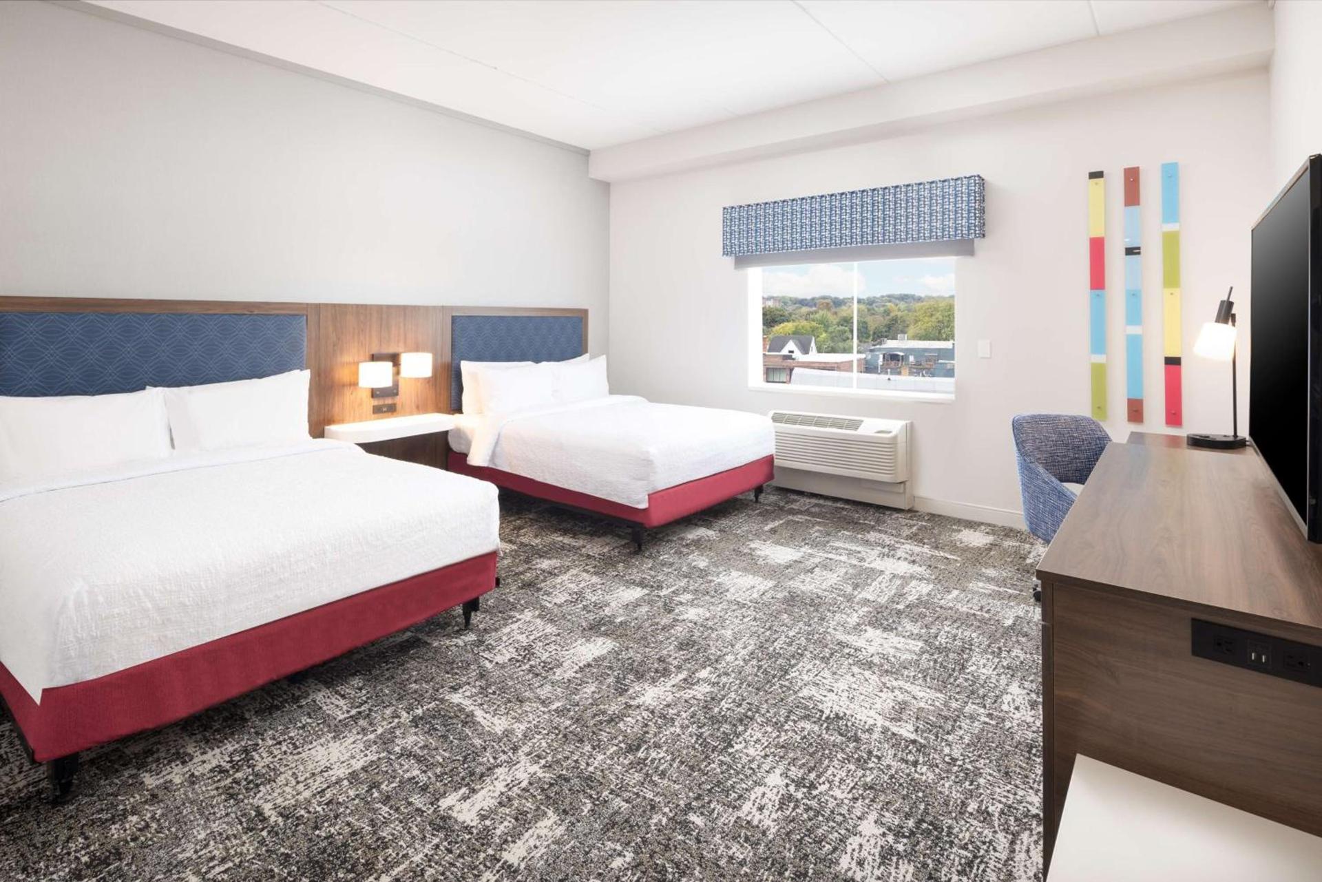 Hampton Inn & Suites Rochester Downtown photo 41