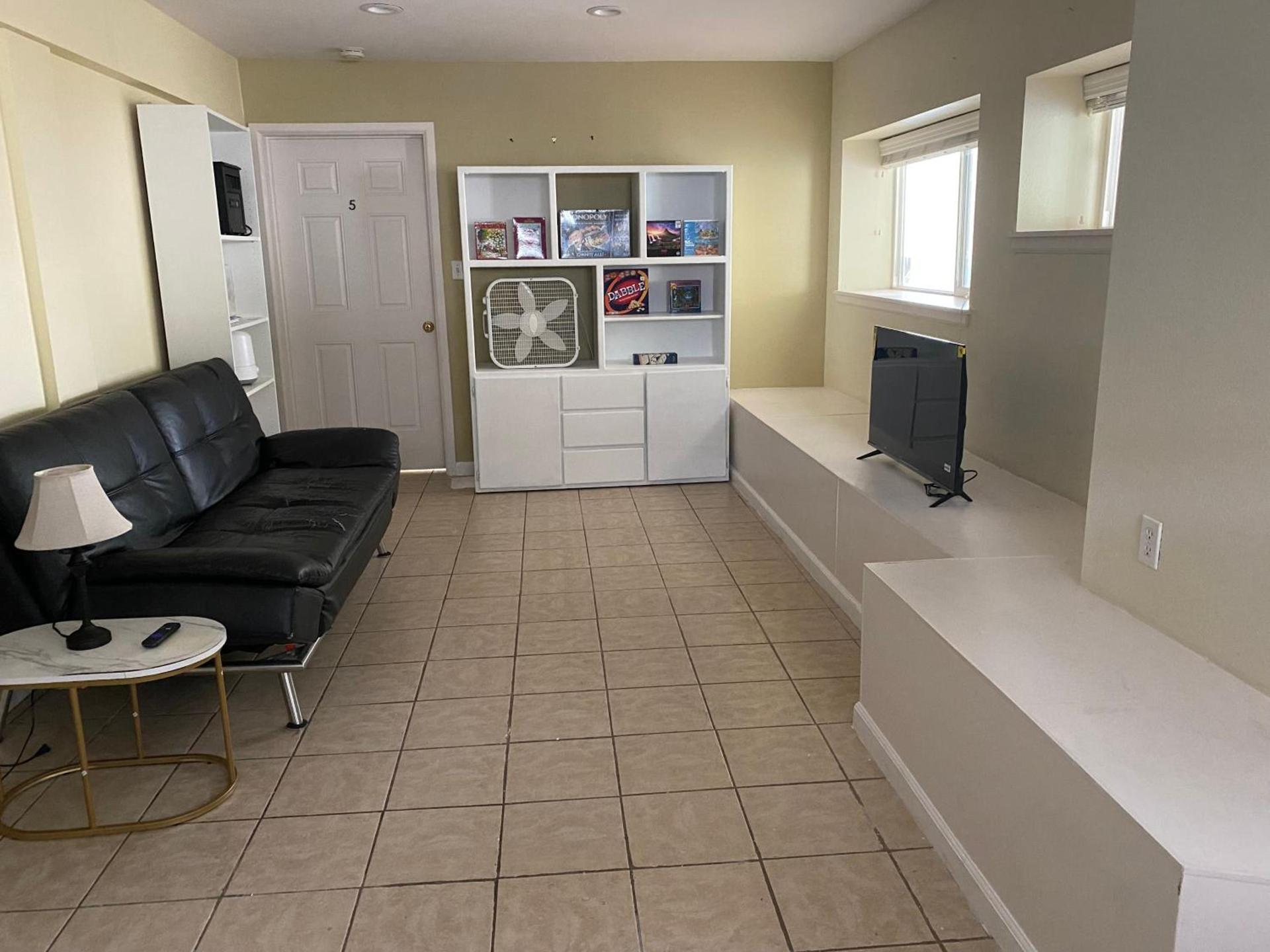 CALM Guest House photo 41
