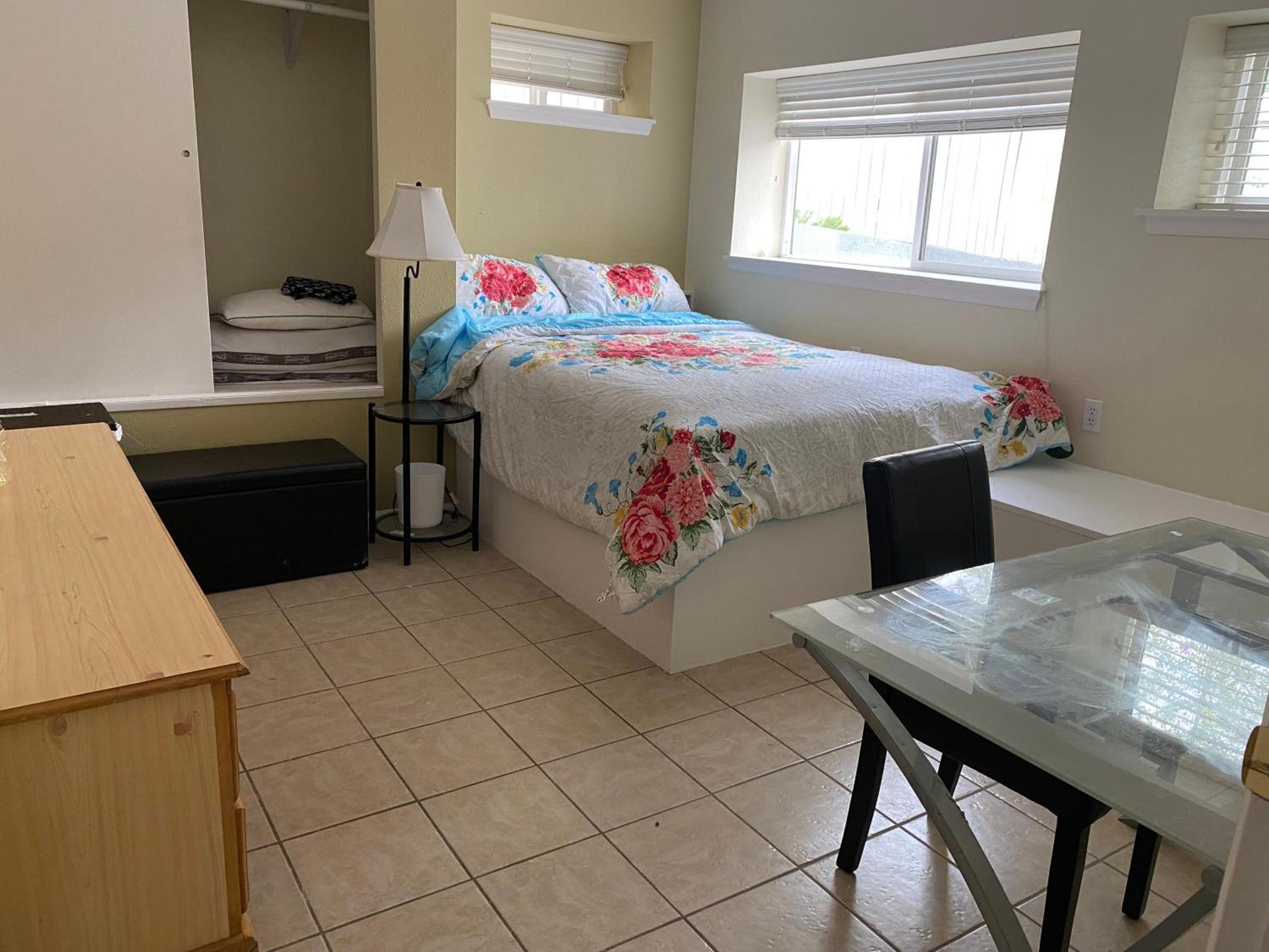CALM Guest House photo 28