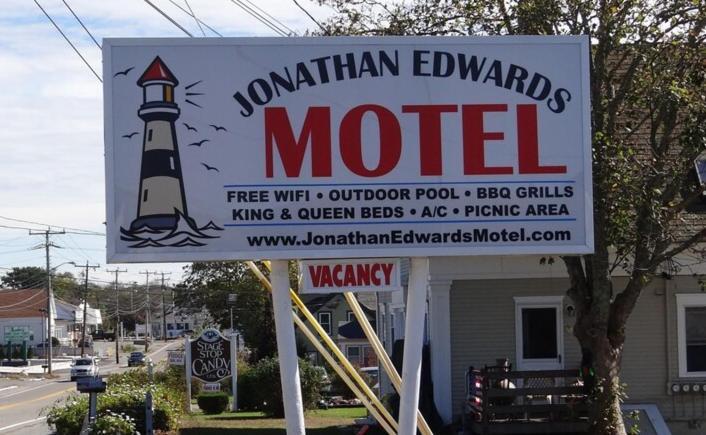 Jonathan Edwards Motel photo 48