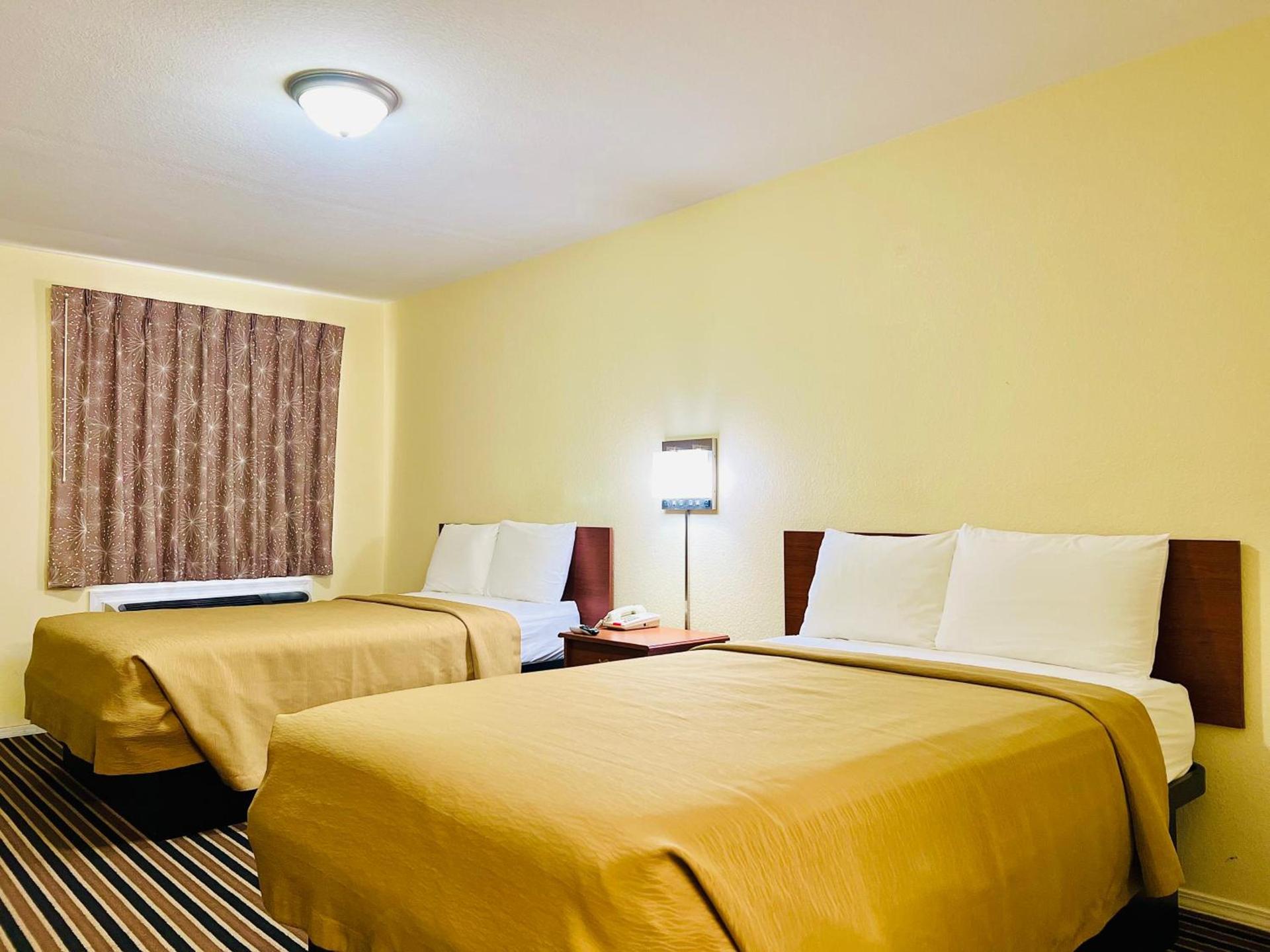 Suite 16 Motel photo 12