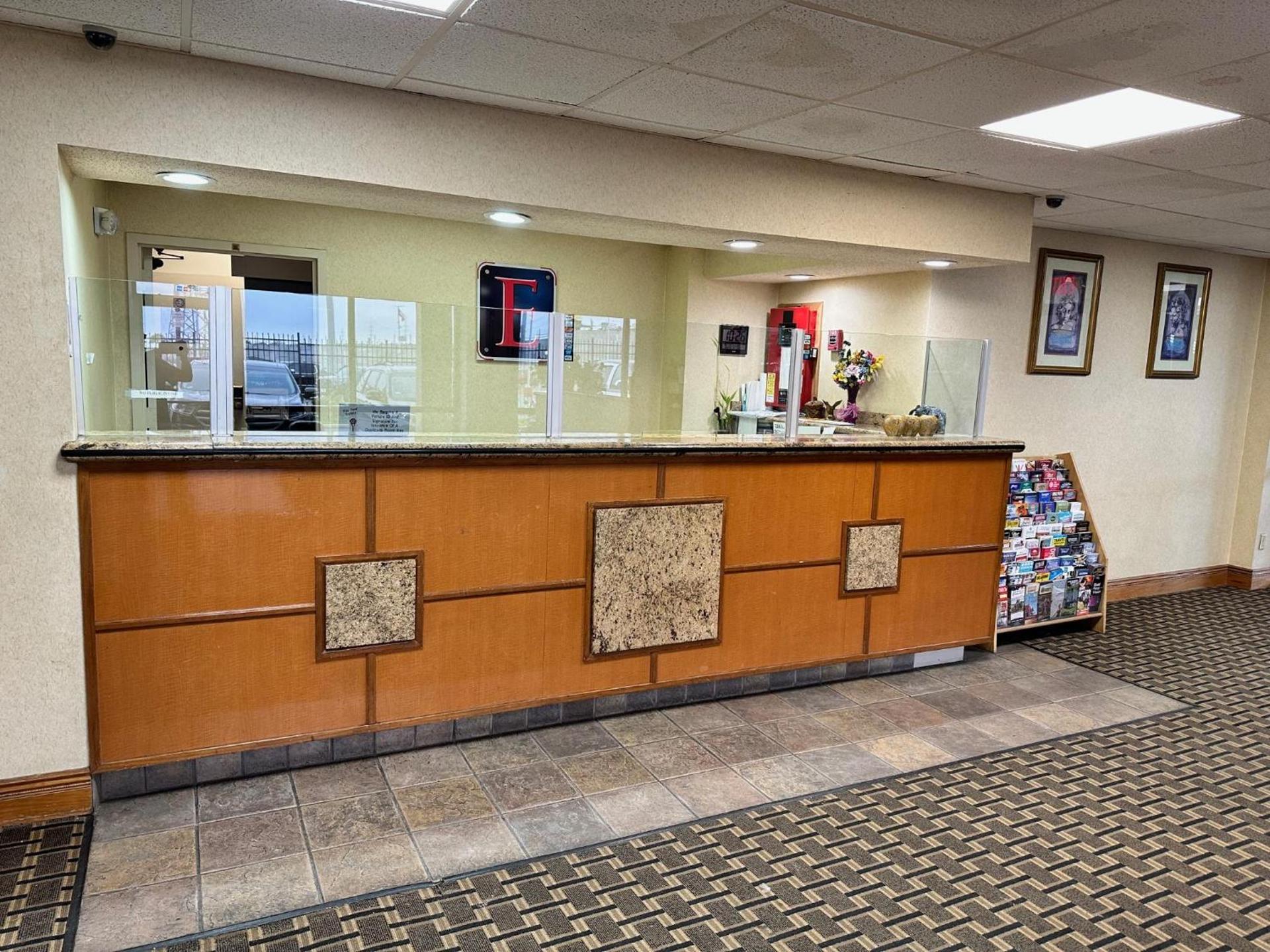 Executive Inn photo 4