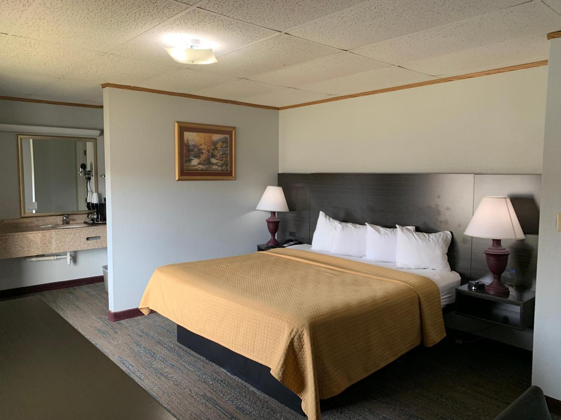 Pigeon Forge Parkway Inn photo 44