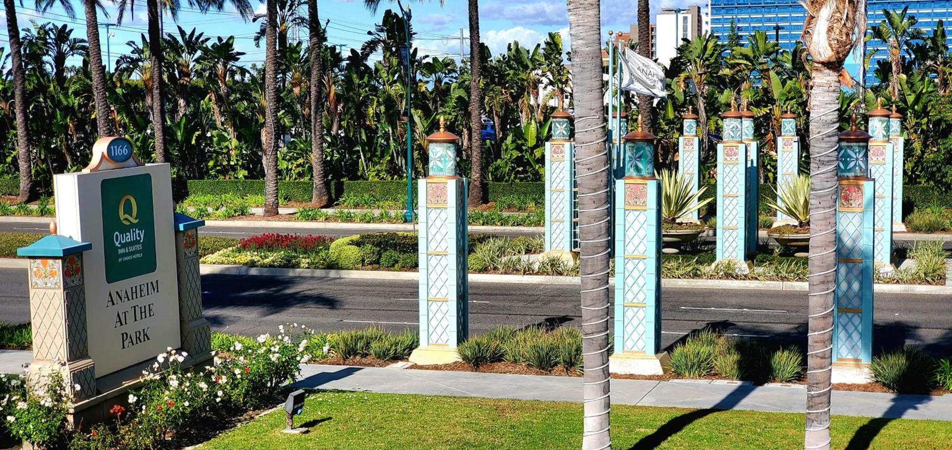 Quality Inn & Suites Anaheim at the Park photo 47