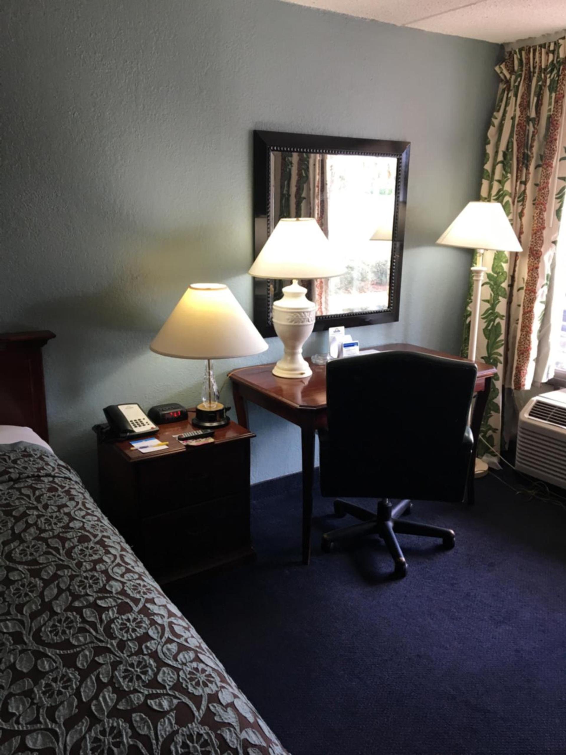 Days Inn by Wyndham Orlando Airport Florida Mall photo 20