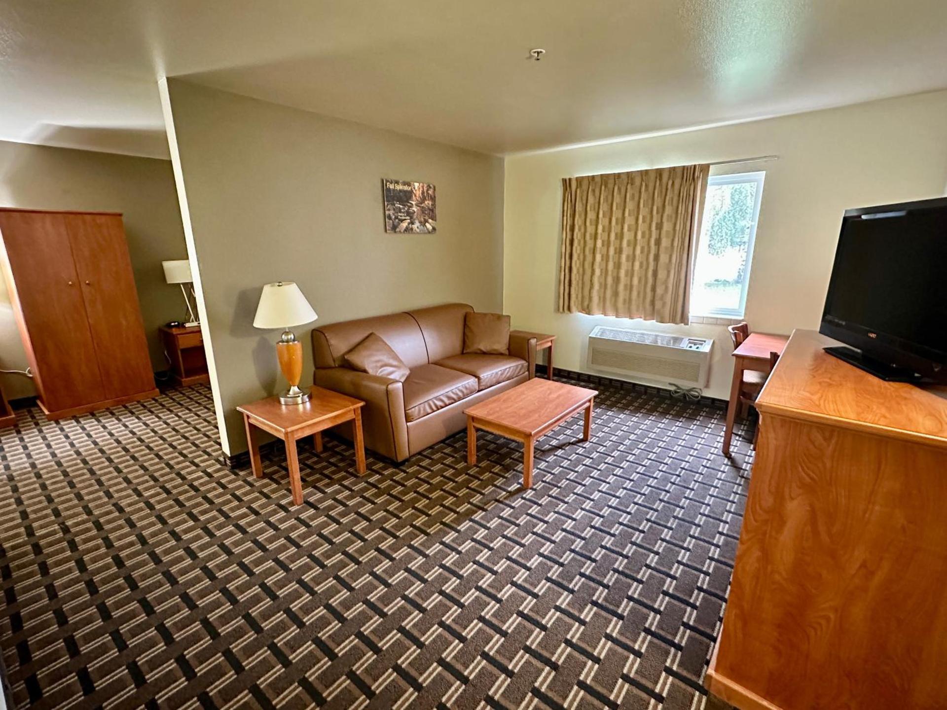 FairBridge Inn & Suites Kellogg photo 47