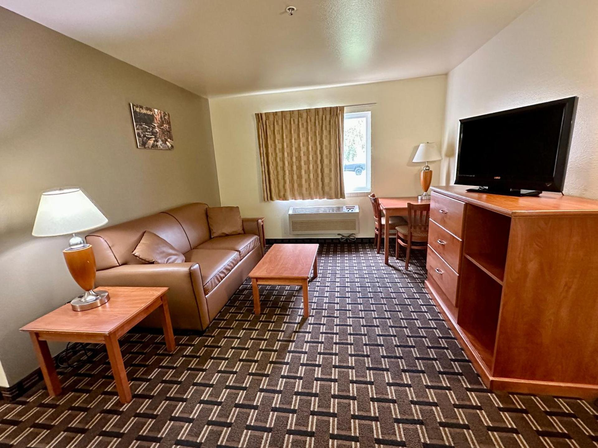 FairBridge Inn & Suites Kellogg photo 46