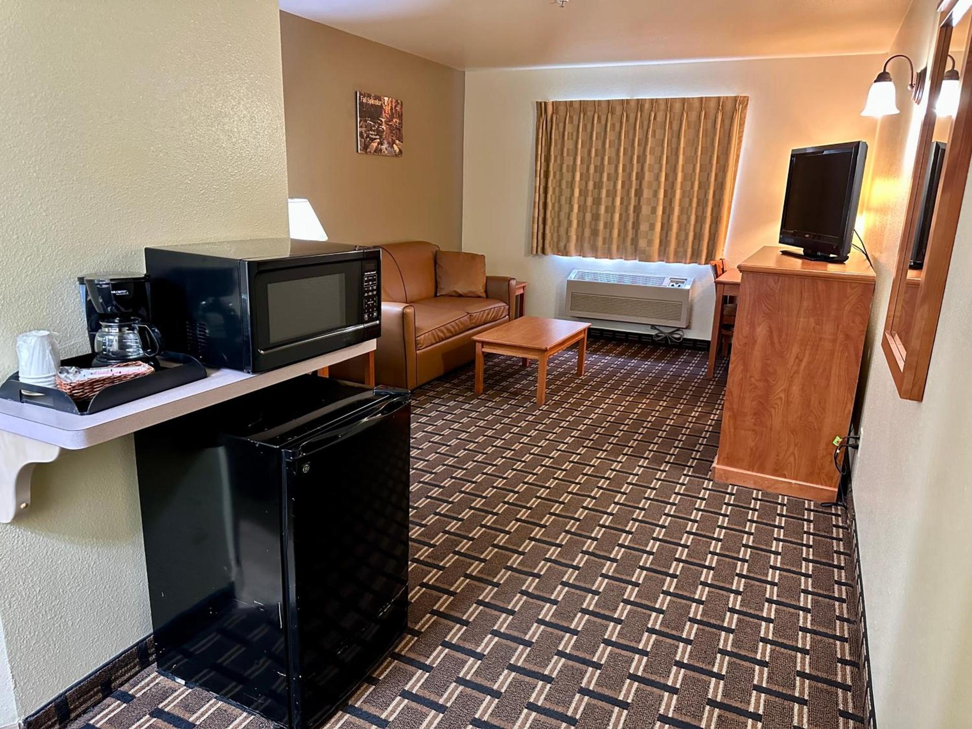FairBridge Inn & Suites Kellogg photo 49