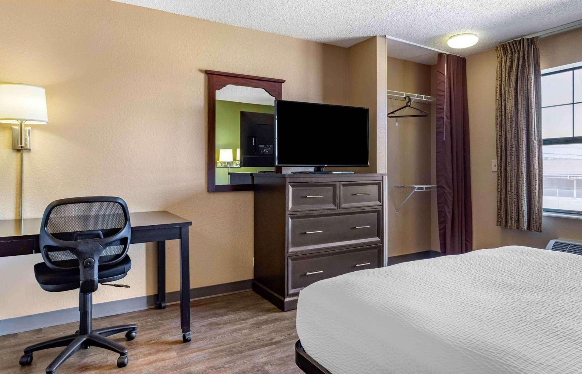 Extended Stay America Suites - Houston - Westchase - Richmond photo 13