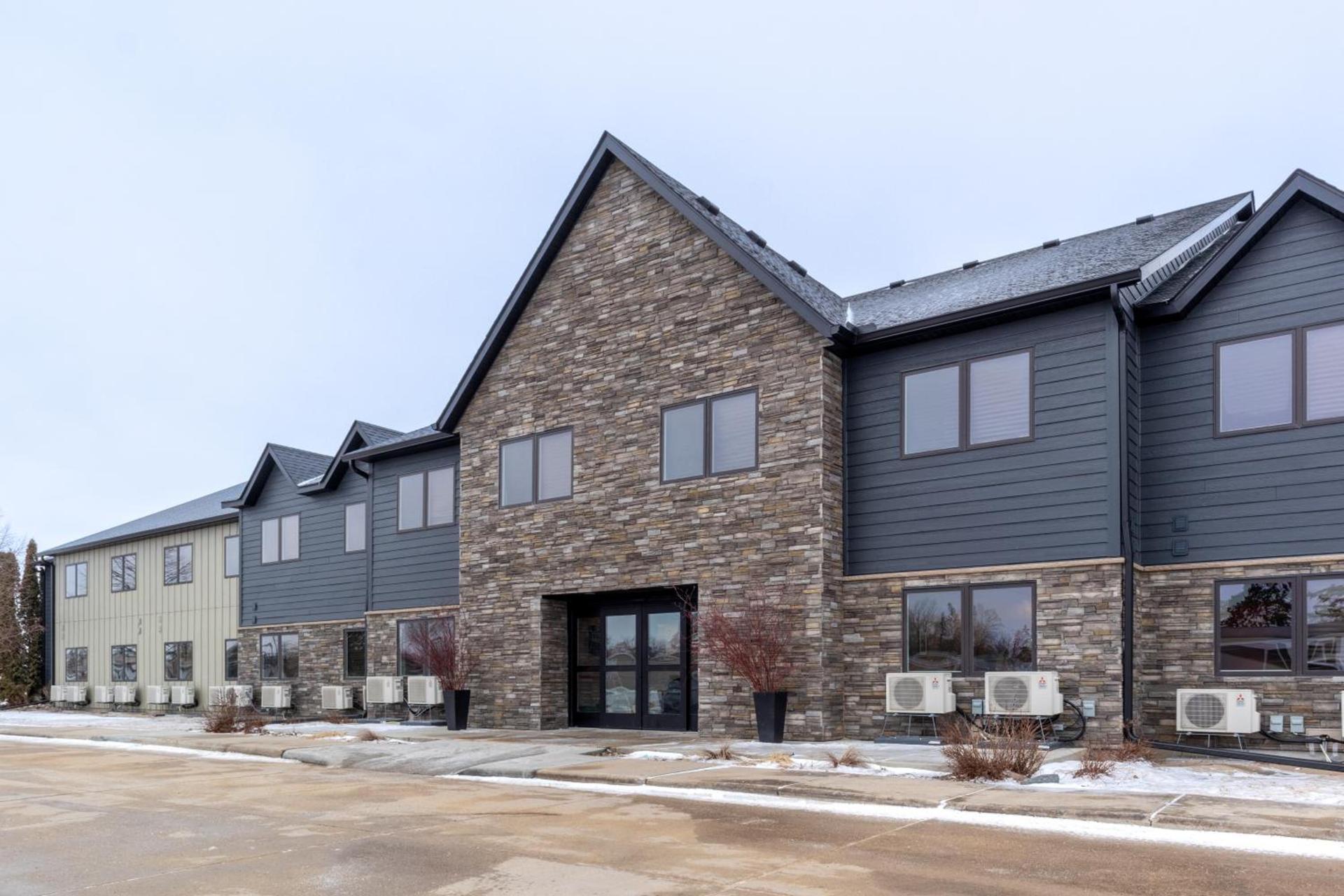 Norland Inn & Suites Roseau photo 1