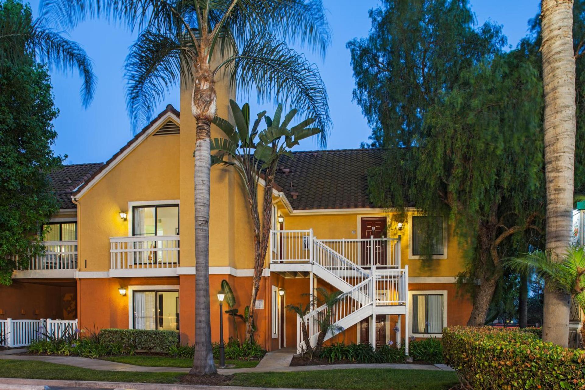 Clementine Hotel & Suites Anaheim photo 8