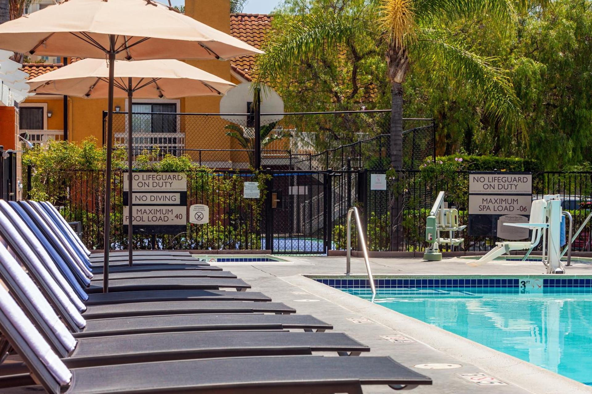 Clementine Hotel & Suites Anaheim photo 4