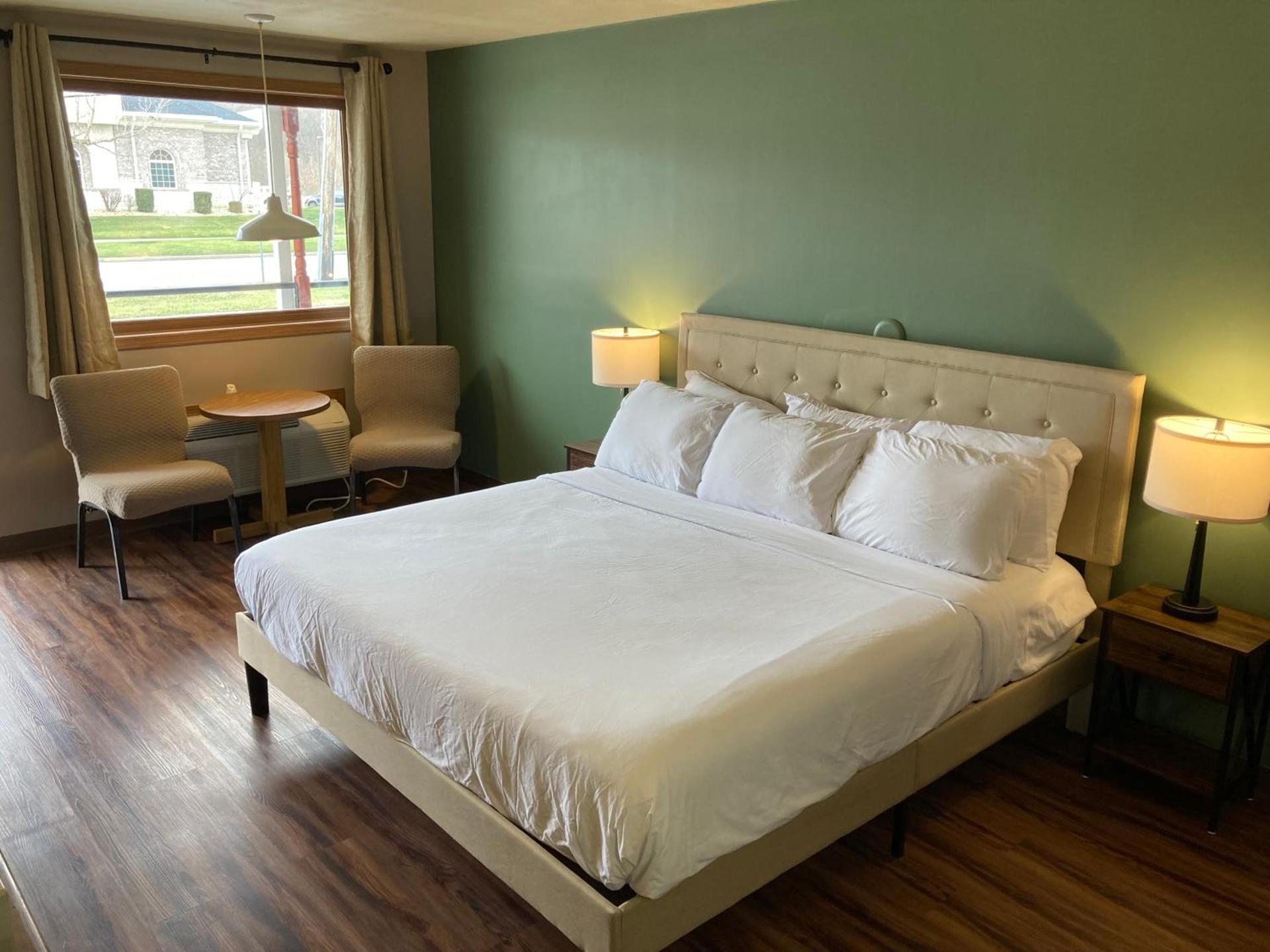 Valley Inn and Suites photo 69