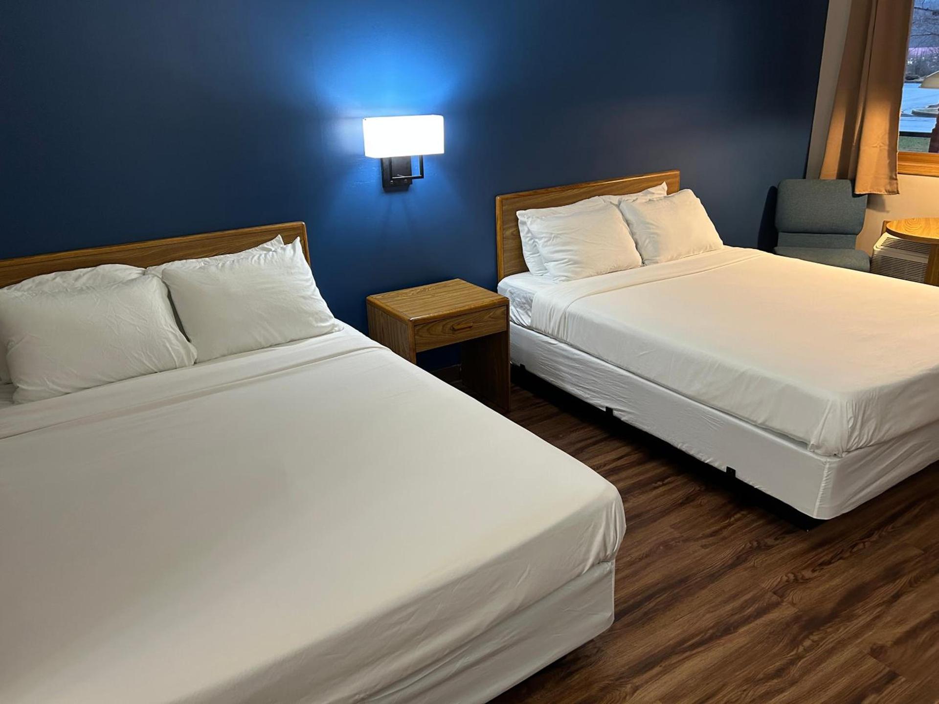 Valley Inn and Suites photo 29