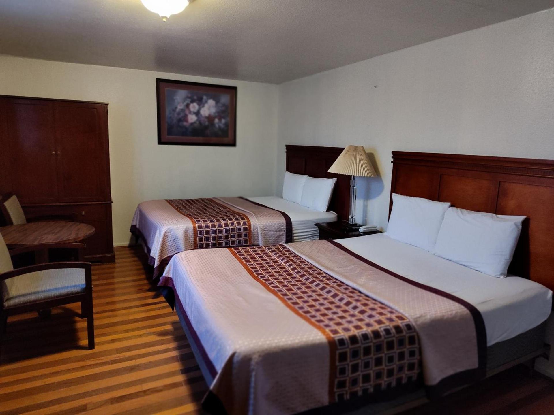 Shamrock Motel photo 4