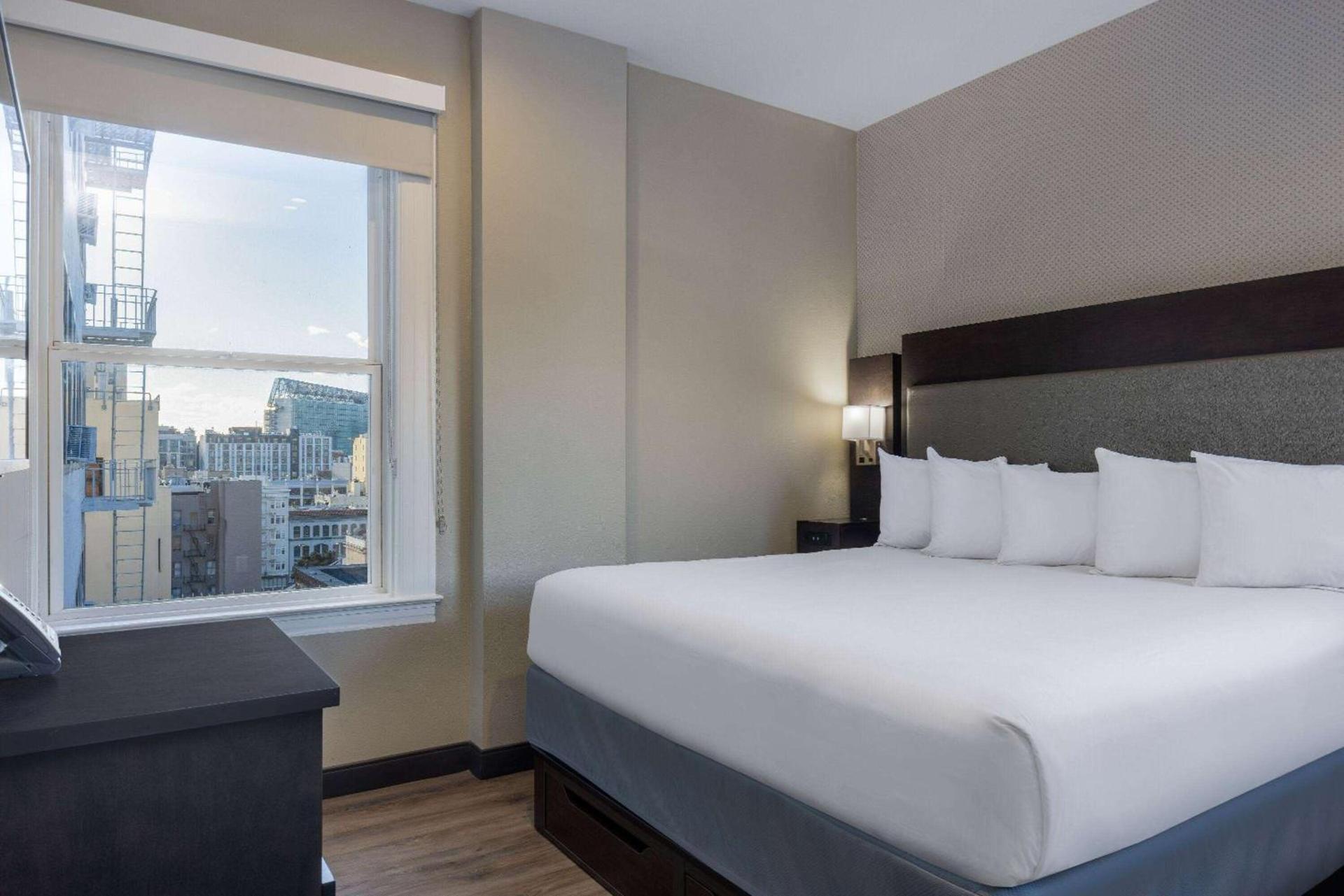 Super 8 by Wyndham San Francisco/Union Square Area photo 32