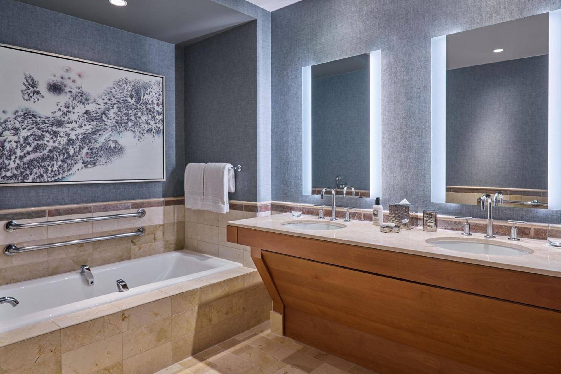 The Ritz-Carlton, Lake Tahoe photo 35