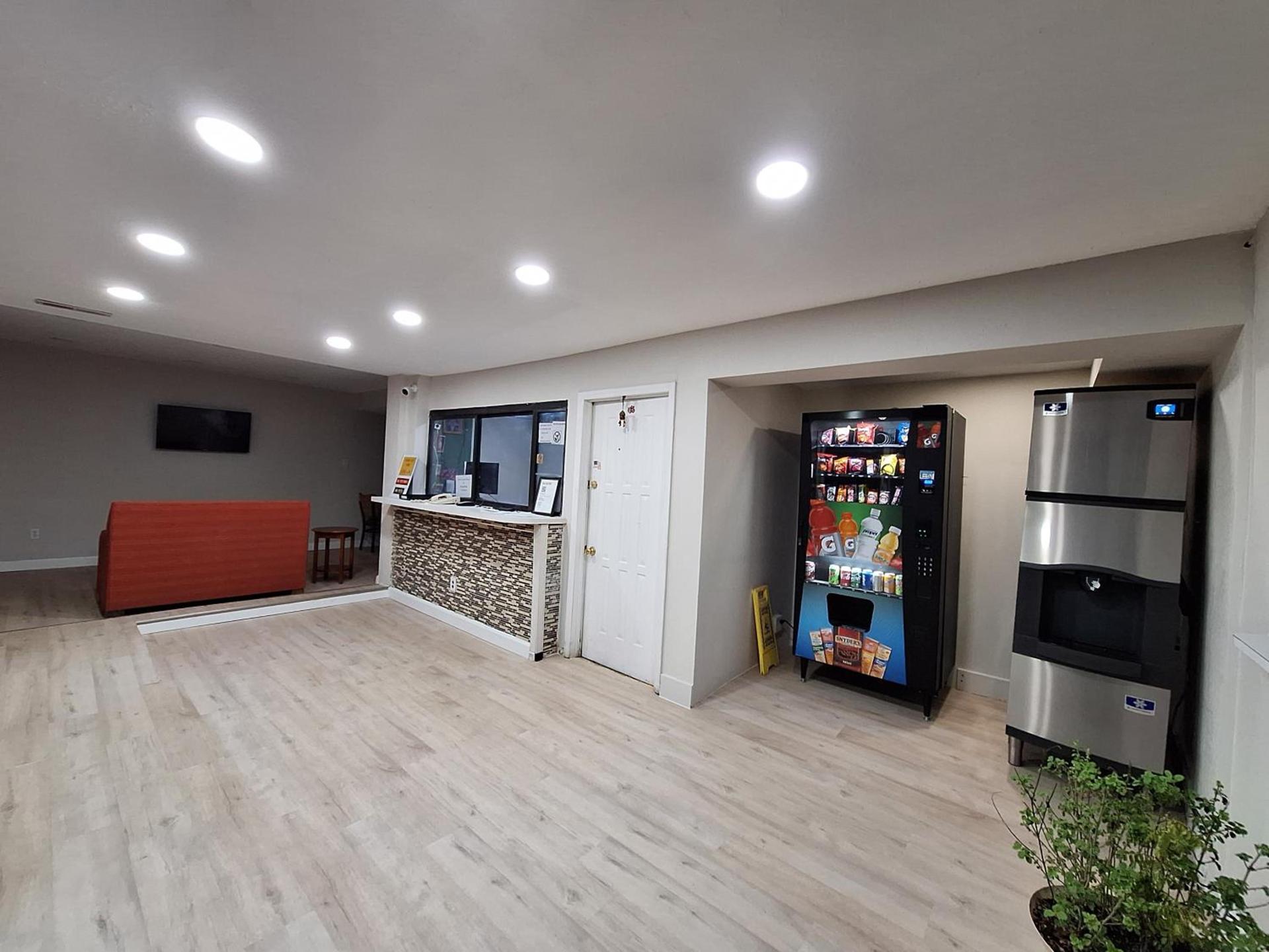 Budget Inn - Roxboro photo 3