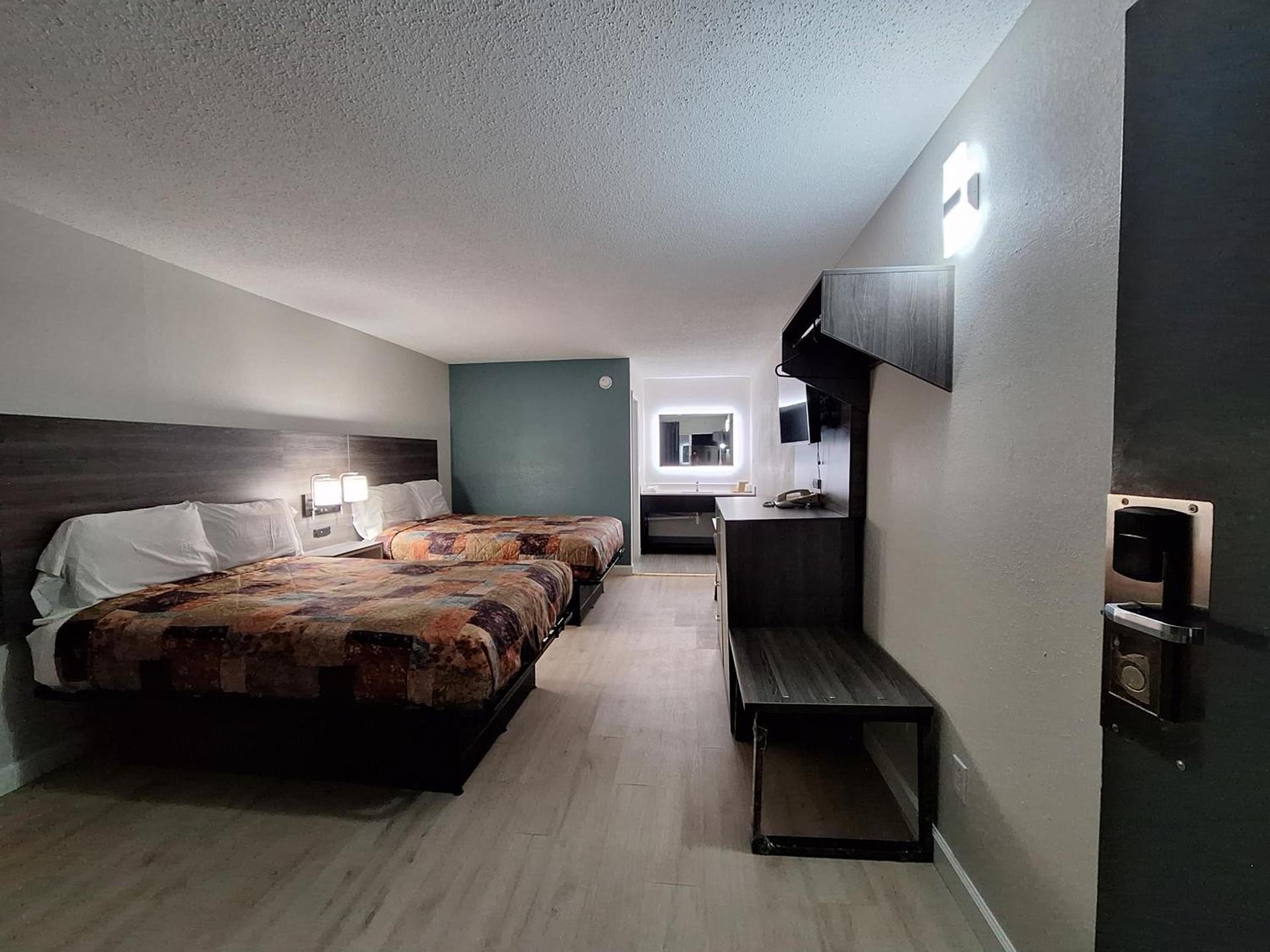Budget Inn - Roxboro photo 7
