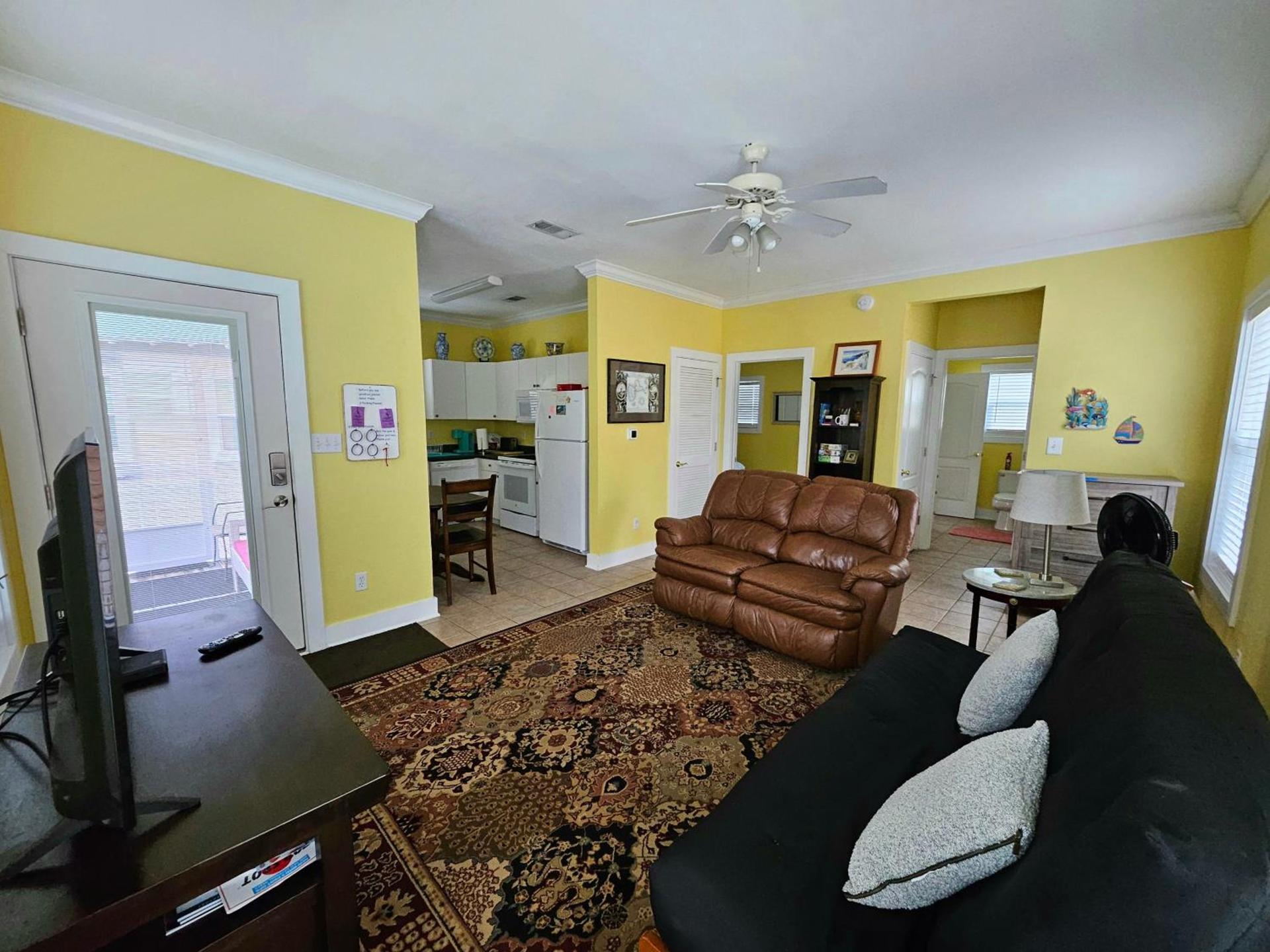 Perdido Key Purple Parrot Resort photo 11