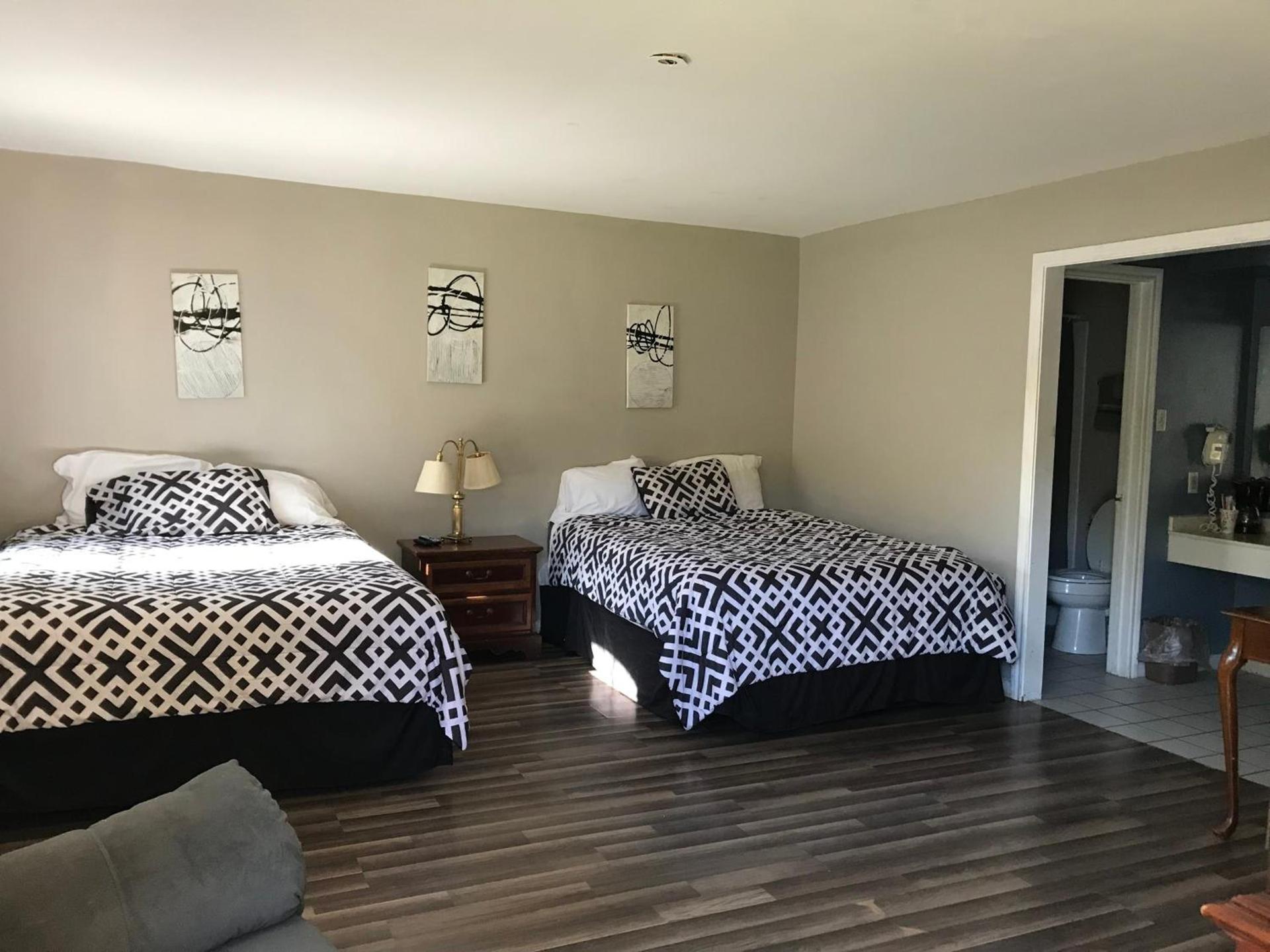 Columbia Lakes Hotel & Conference Center photo 16