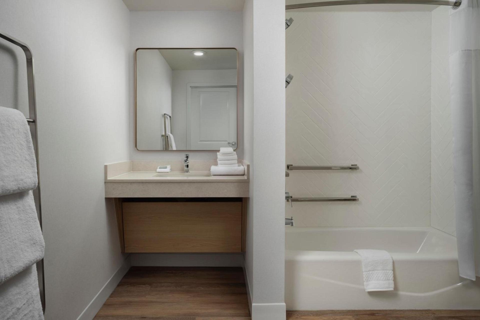 TownePlace Suites by Marriott Marriott Barstow photo 22