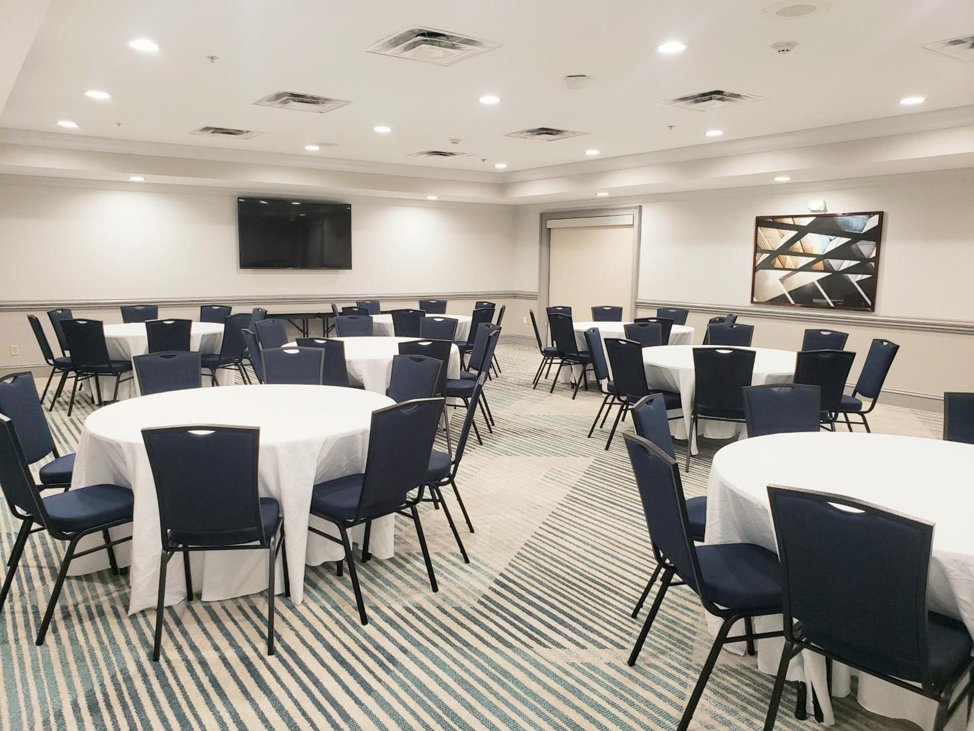 Comfort Suites Valdosta Mall Area photo 50