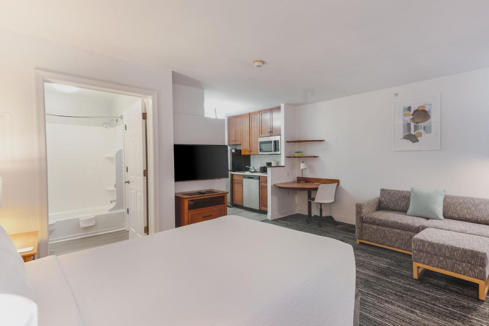TownePlace Suites Stafford photo 5