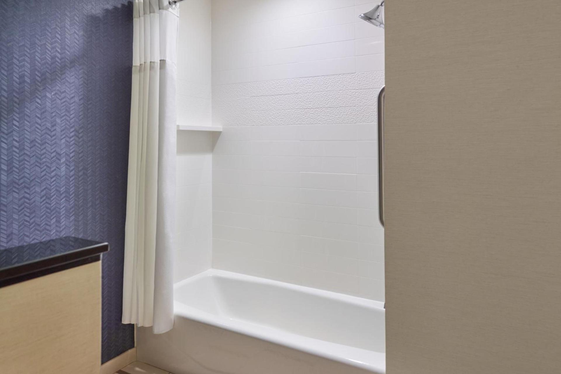 Fairfield Inn & Suites by Marriott Jackson photo 9