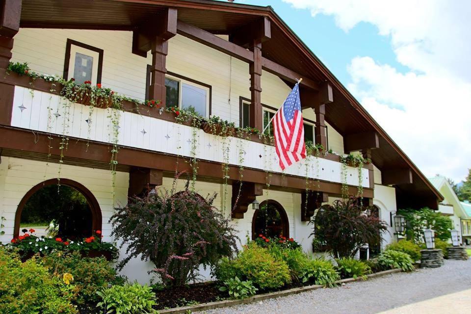 Northern Lights Lodge photo 17