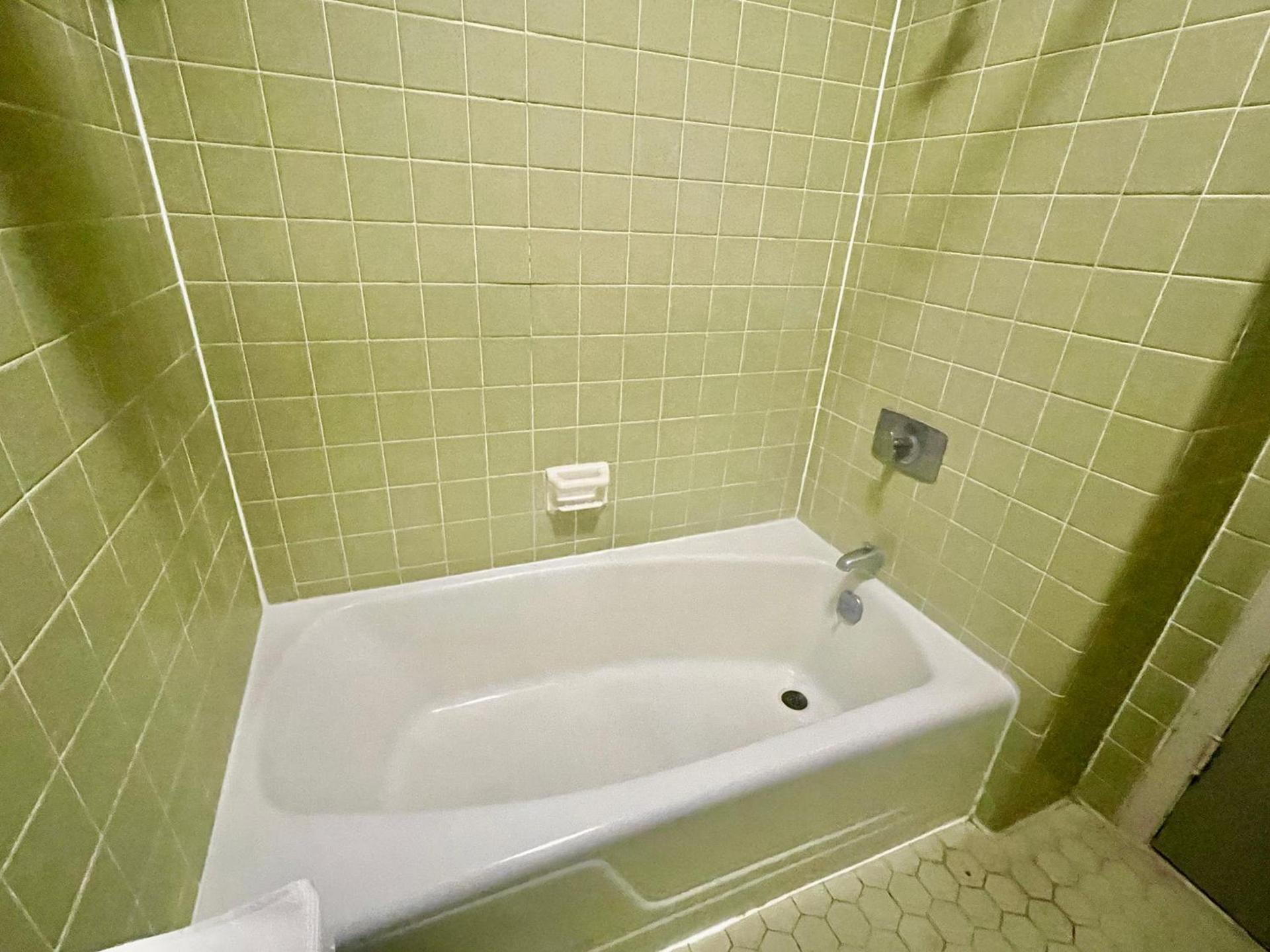 IMPERIAL MOTEL photo 14
