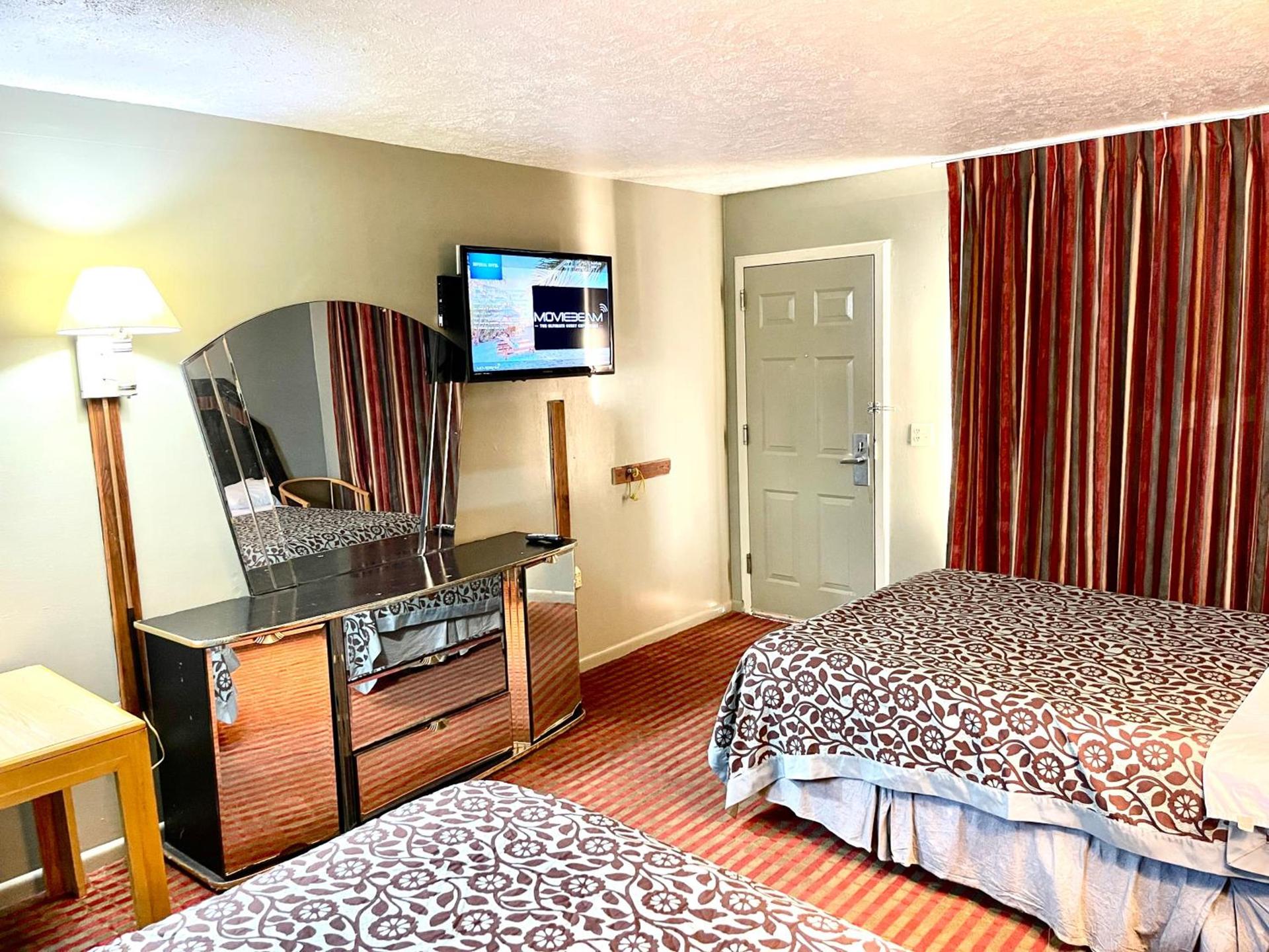 IMPERIAL MOTEL photo 16