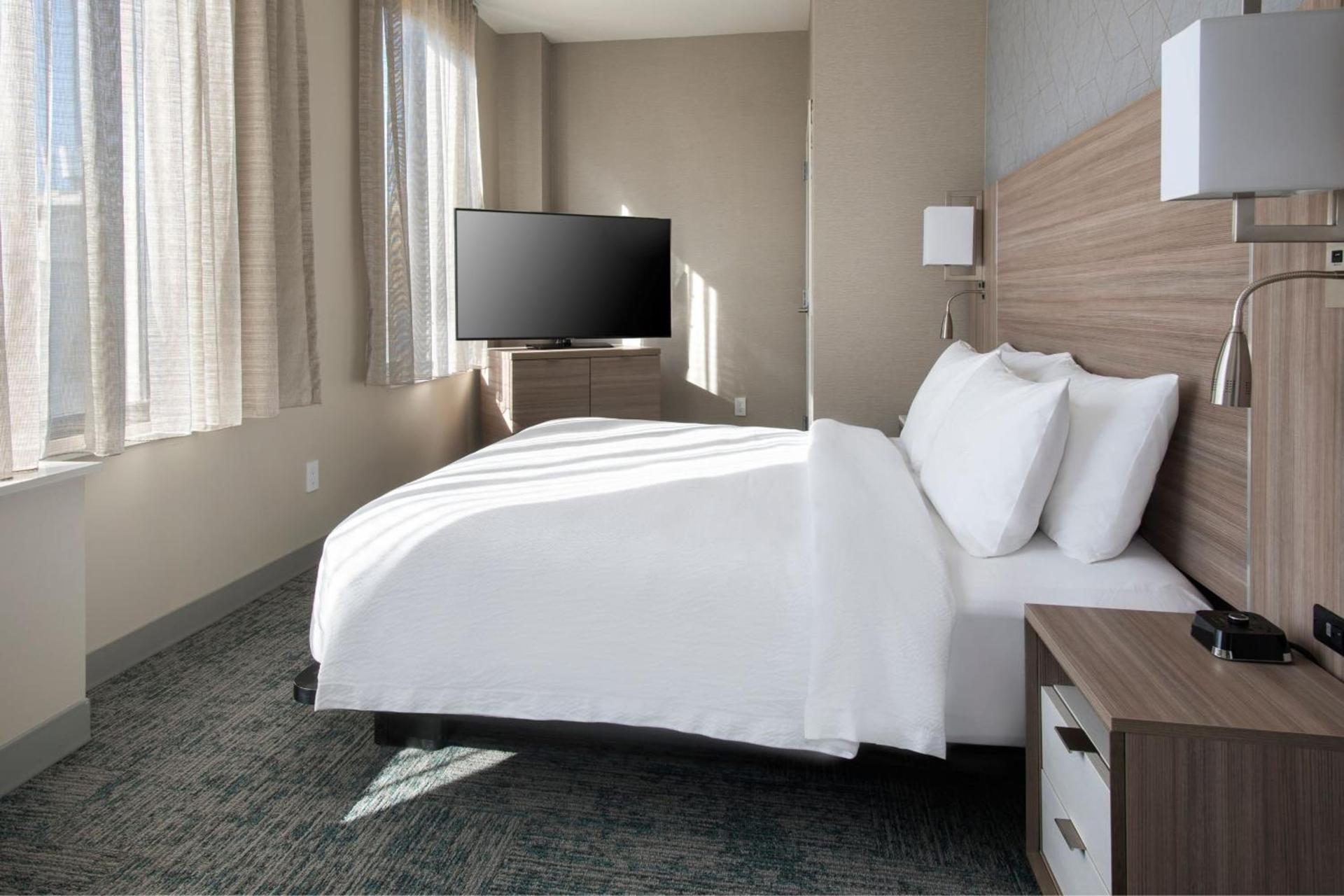 TownePlace Suites by Marriott New York Brooklyn photo 4